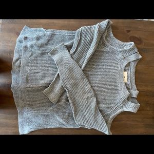 HOLLISTER Open Shoulder Sweater